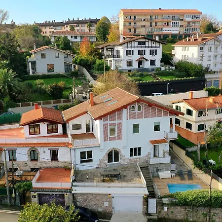 Alaia Villa *